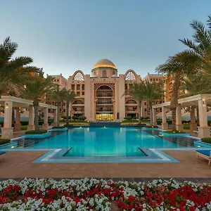 Amazing Beachfront Near Atlantis Waterpark By Simply Comfort Sarai Palm Jumeirah Дубай